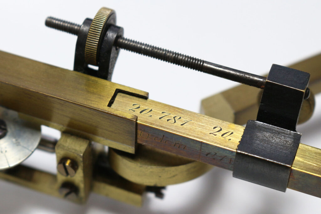 Stanley 1860s polar planimeter notch in sleeve for tracer arm