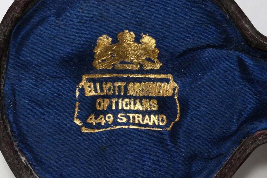 Elliott Bros electrum dial dividers in morocco case marked 449 Strand logo detail