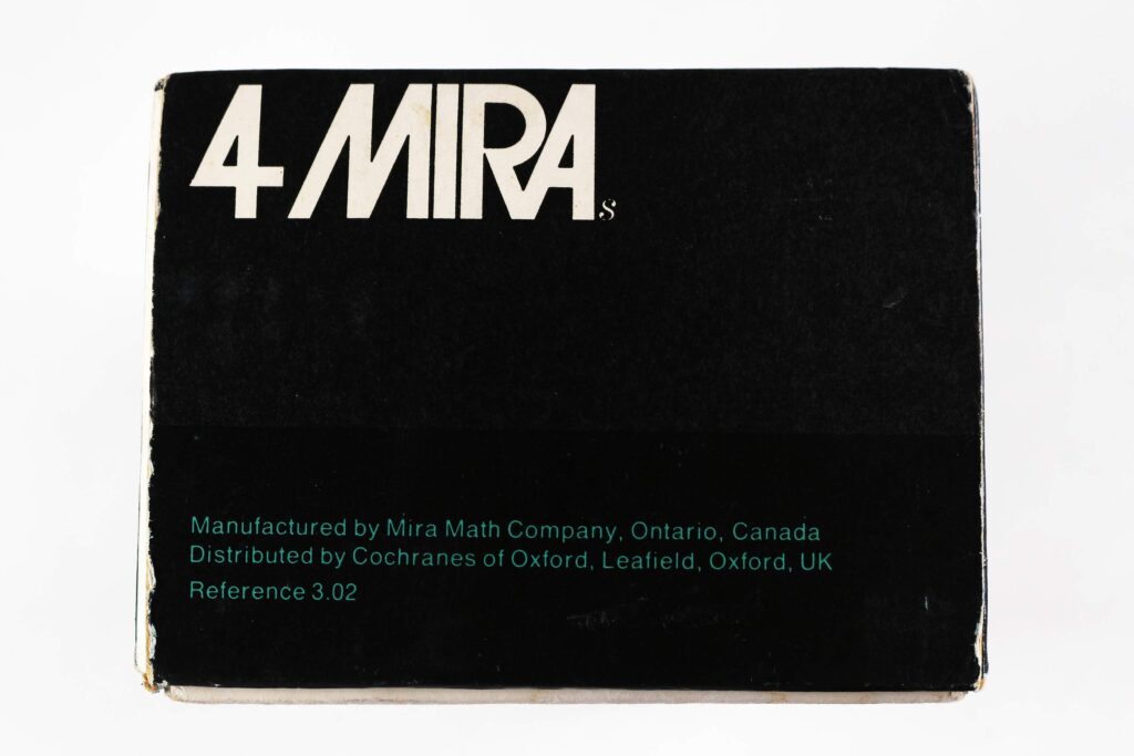 Mira box lid side panel